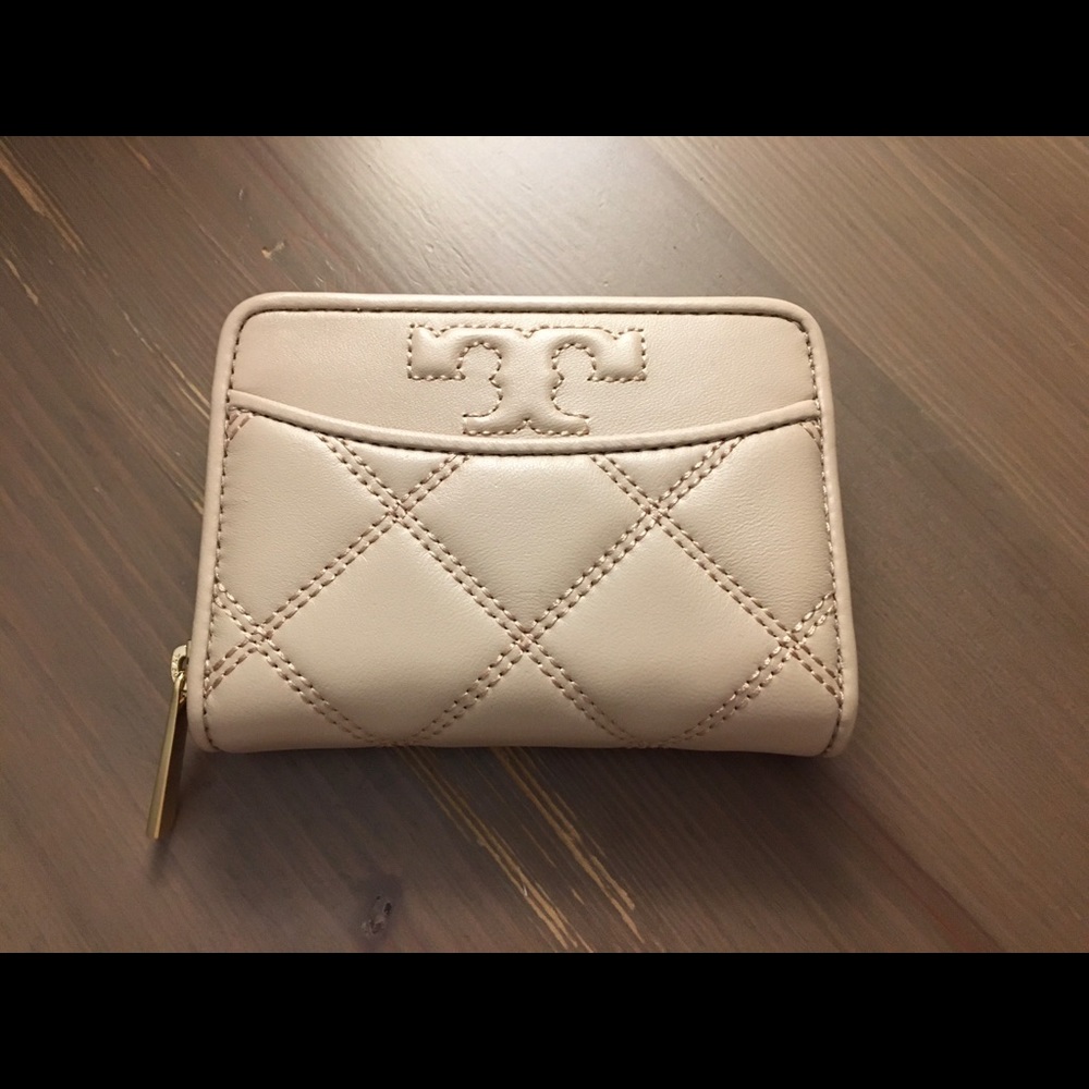 Tory Burch wallet